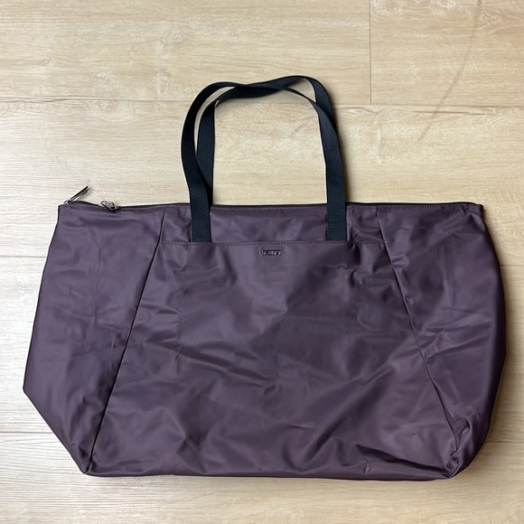 TUMI - Voyageur Just In Case Tote - Deep Plum - Picture 6 of 11